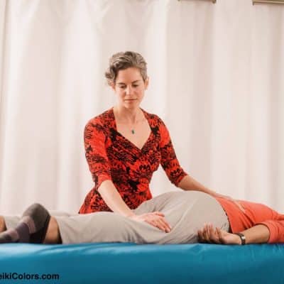 Which Reiki table, chair, and pillows are best?